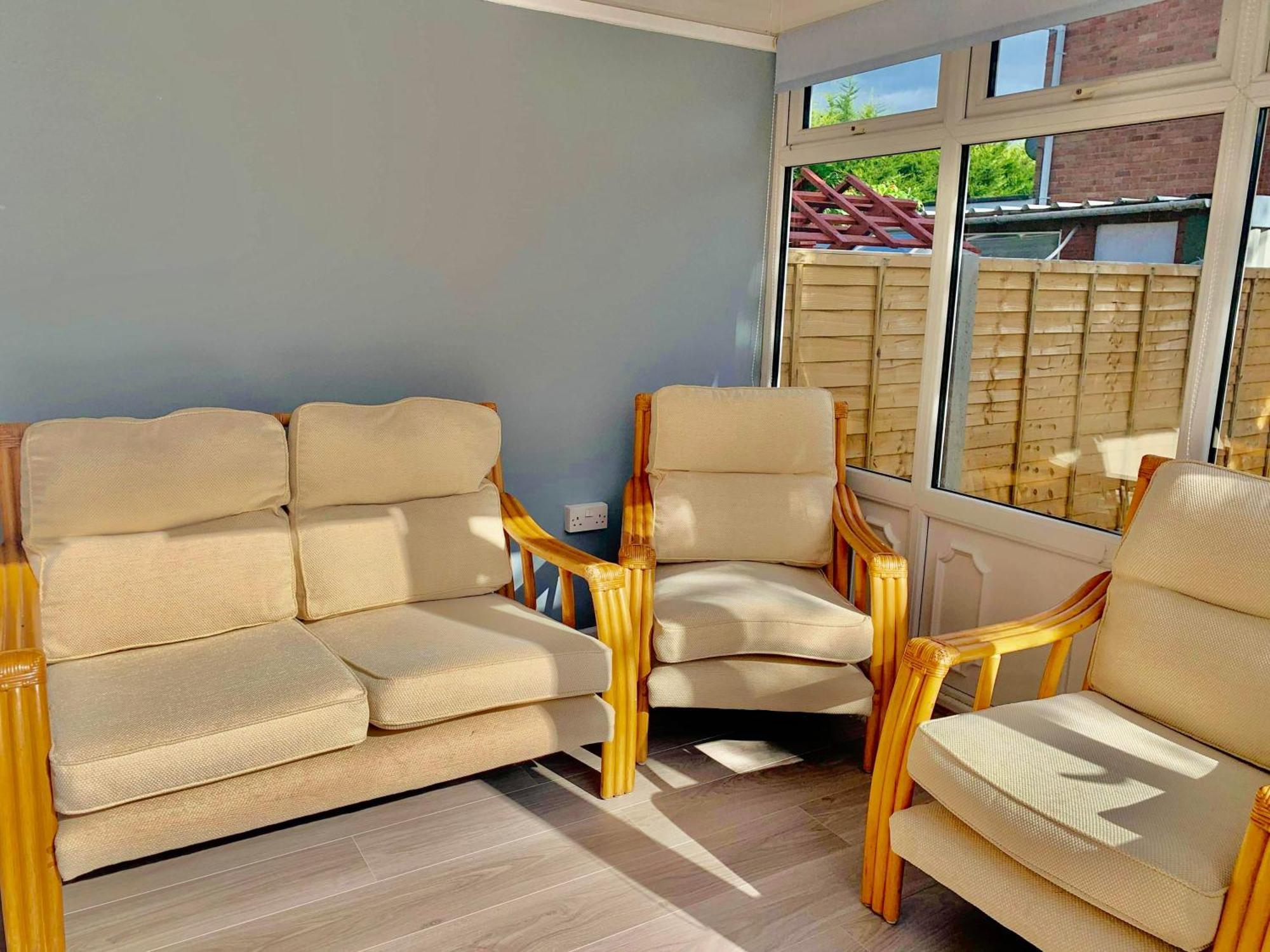 Spacious 3 Bed House, Sleeps 6, Free Parking - 14 Millers Close Leominster Exterior photo