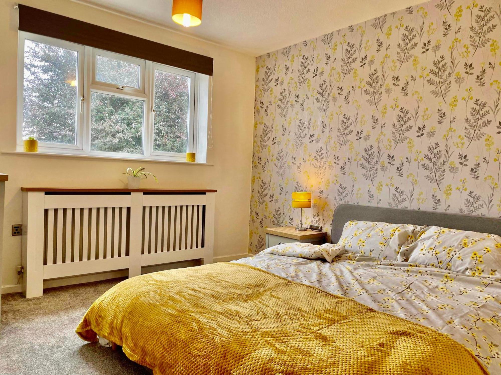 Spacious 3 Bed House, Sleeps 6, Free Parking - 14 Millers Close Leominster Exterior photo